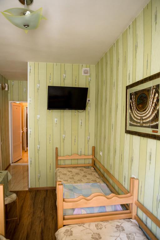 Hotel Mini Erevan Esterno foto